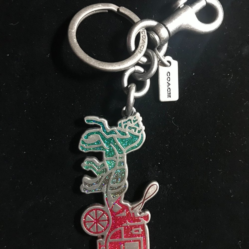 Coach horse and carriage keychain